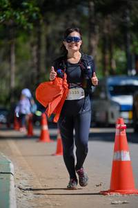 BIB: 3325
                            <button type="button" onclick="openModal(19221346)" class="btn btn-primary btn-sm float-right btn-popup" data-toggle="modal" data-target=".modal-high-quality">
                        <i class="fas fa-shopping-cart"></i> Add to Cart
                    </button>
                                            <button type="button" onclick="isThisMe(19221346, true)" class="btn btn-success btn-sm float-right btn-popup btn-isme hidden" data-toggle="tooltip" data-placement="bottom" title="นี่คือรูปของคุณใช่ไหม คลิกที่นี่เพื่อเอาเข้าอัลบั้ม">
                        <i class="fas fa-plus"></i> Add to album
                    </button>
                    <button type="button" onclick="isThisMe(19221346, false)" class="btn btn-warning btn-sm float-right btn-popup btn-isnotme hidden">
                        <i class="fas fa-ban"></i> Remove from album
                    </button>